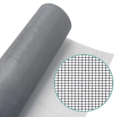 Lo schermo interno di fibra di vetro nero tiene fuori le zanzare e permette il flusso d'aria