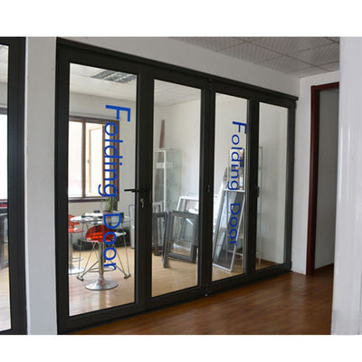 Grande porta di garage bi pieghevole trasparente con superficie finita e materiale in lega di alluminio