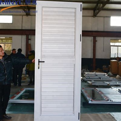 Persiane in alluminio La soluzione definitiva per la ventilazione esterna delle porte anteriori