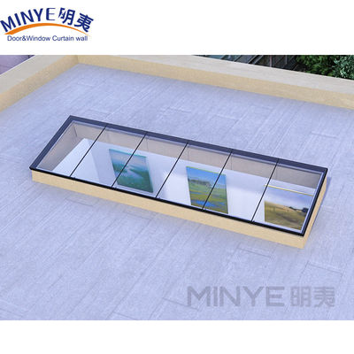 L'ombra della finestra del tetto appesa aperta in polvere rivestita di alluminio lucernario del tetto con vetro 5 mm 9A 5 mm