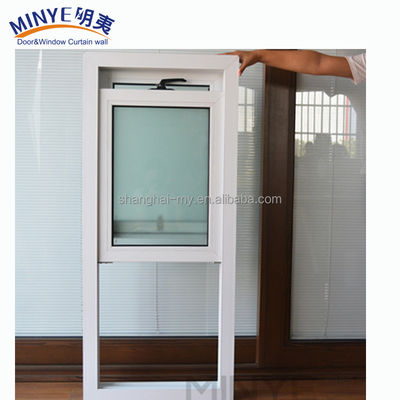 2.0mm-2.5mm Spessore del profilo Finestra scorrevole verticale in PVC per installazione in cortile