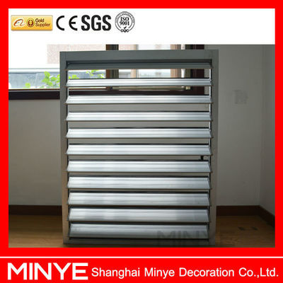 Moderno Design Esterno Louvers in alluminio Finestre in metallo con finestre a doppio vetro