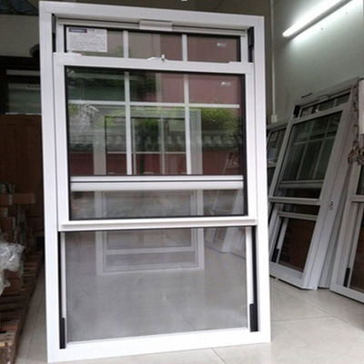 Finestra scorrevole verticale in vinile di Shanghai con acciaio e hardware rinforzato da 1,2 mm