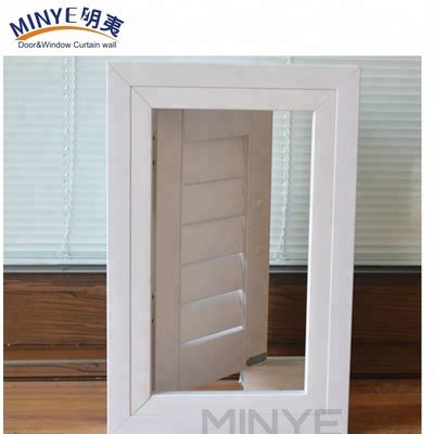 Finestra di vetrina in PVC personalizzata con design e vetrate regolabili