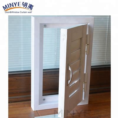 Finestra di vetrina in PVC personalizzata con design e vetrate regolabili