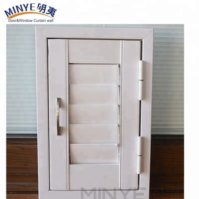 Finestra di vetrina in PVC personalizzata con design e vetrate regolabili