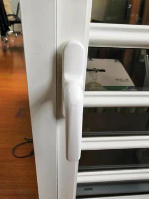 Persiane in alluminio per estetica e ventilazione in colori personalizzati