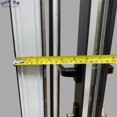 Stile di design moderno Verticale Pieghevole di porta UPVC per villa in alluminio