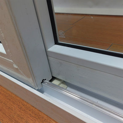 Porta UPVC impermeabile e impermeabile al vento Porta scorrevole in vetro in PVC con stile aperto scorrevole