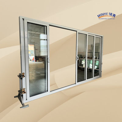 Porta scorrevole UPVC di design moderno con elevata resistenza e materiale ecologico