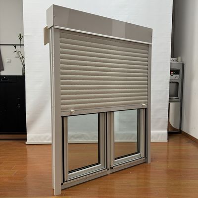 Finestra a rivestimento in PVC a schermo pieghevole con zanzariera in fibra di vetro e persiane