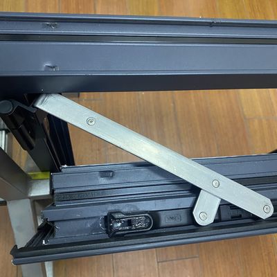 Finestra di vetro con stile a cassa oscillante e telaio in fibra di vetro in lega di alluminio
