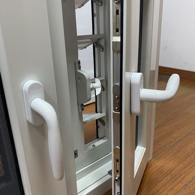 Finestre in vetro di alluminio a doppio vetro con vetro temperato e design personalizzabile