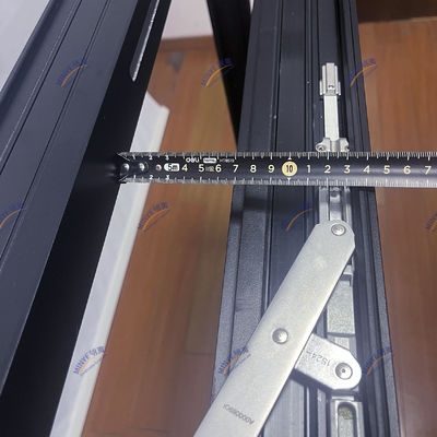 Costomizzato in stile europeo Tilt and Turn Alimunm Finestre con foro di ventilazione Trickle opzionale
