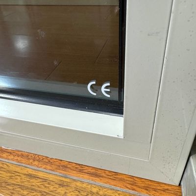Vetro laminato in lega di alluminio per isolamento termico e resistenza all'acqua