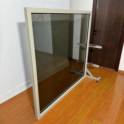 Vetro laminato in lega di alluminio per isolamento termico e resistenza all'acqua