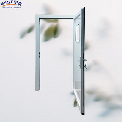 Porta d'ingresso in alluminio a colori personalizzati per casa o azienda all'interno della villa giardino