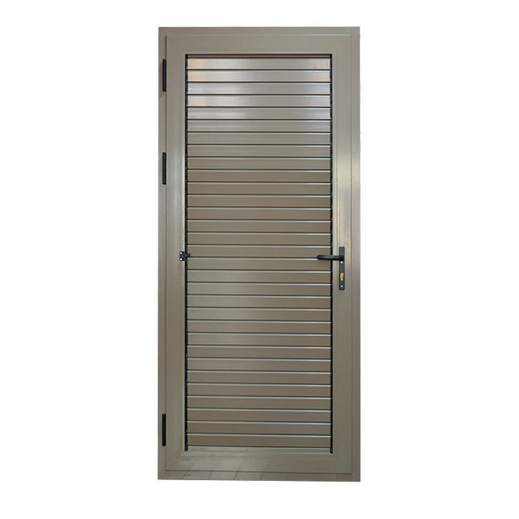 Porte in vetro e alluminio con rivestimento di laminazione. La combinazione perfetta per le prestazioni.