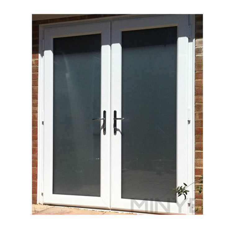 Porte esterne francesi con superficie finita e buona tenuta
